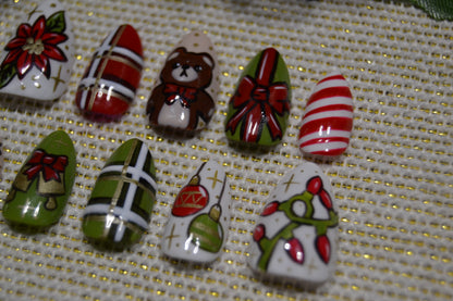 Classic Christmas Nails