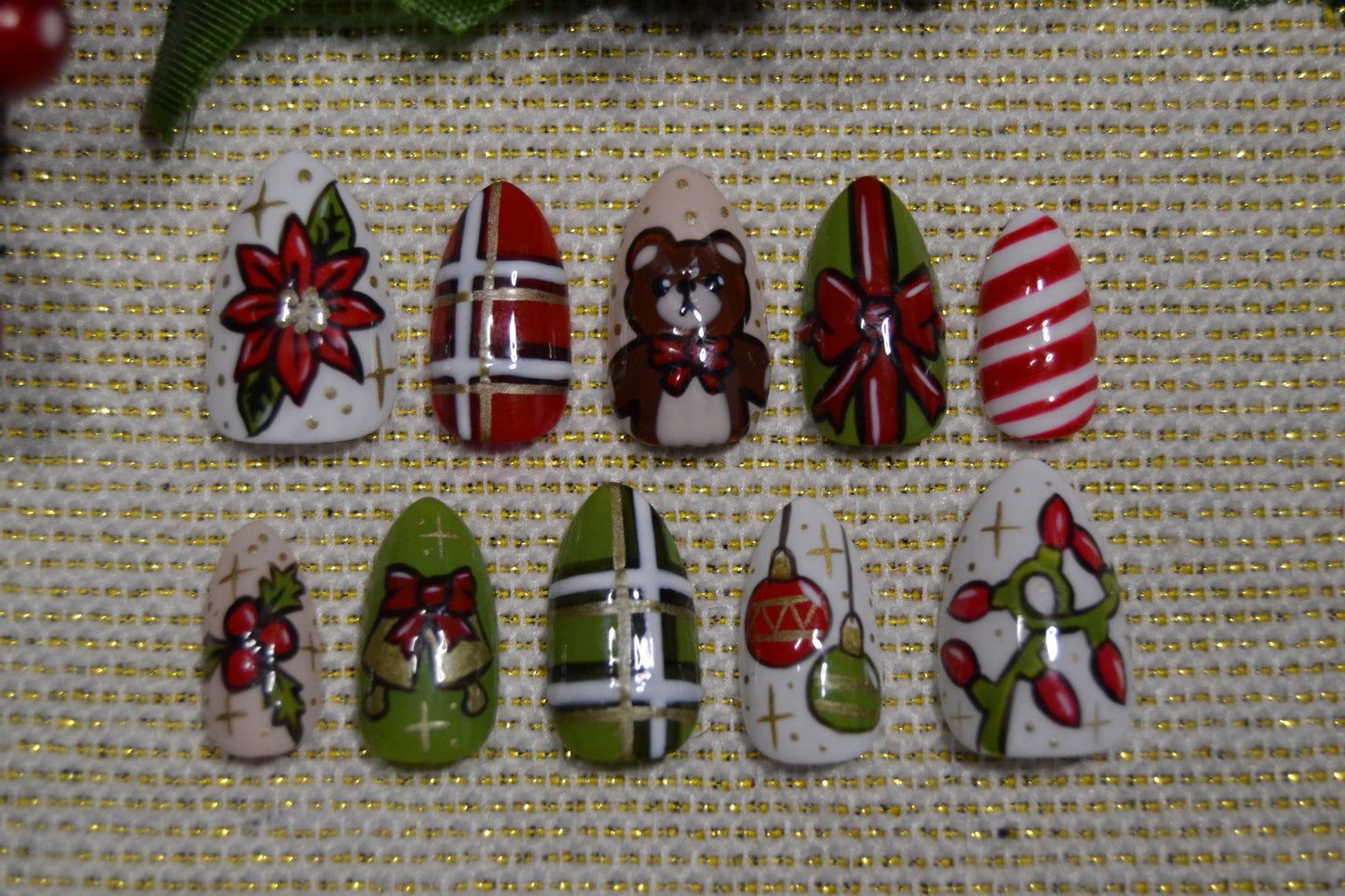 Classic Christmas Nails